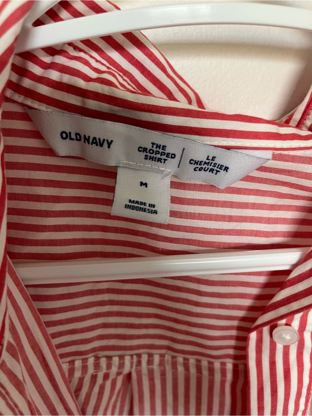 Old Navy Red and White Striped Men's Button-Down Shirt - Picture 2 of 2
